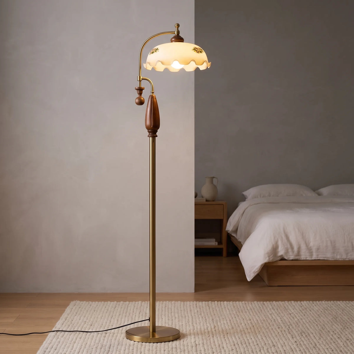 Vintria - Vintage-Inspired Standing Floor Lamp